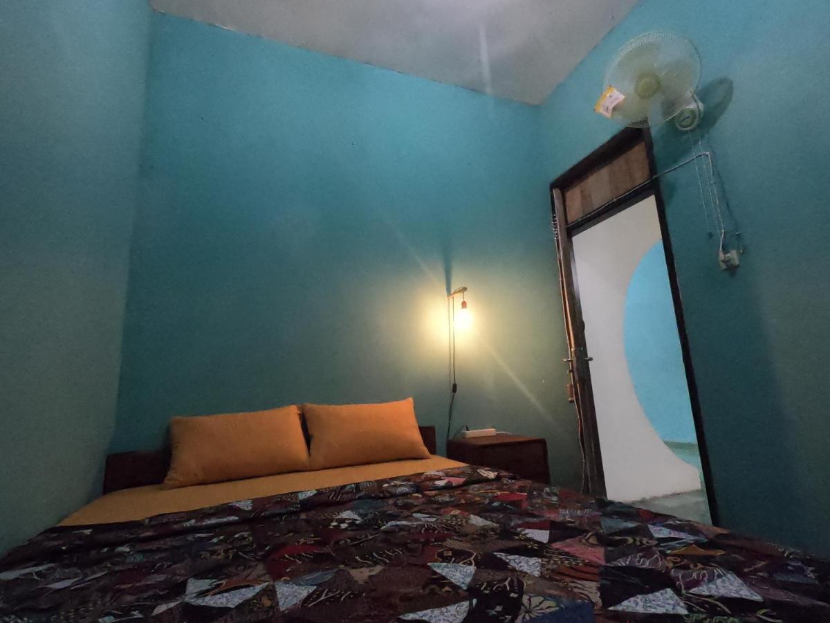 Owl Hostel Карімунджава Екстер'єр фото