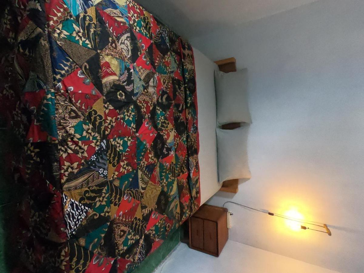 Owl Hostel Карімунджава Екстер'єр фото